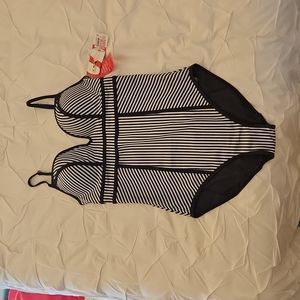 SPANX black & white one-piece swimsuit - size 10